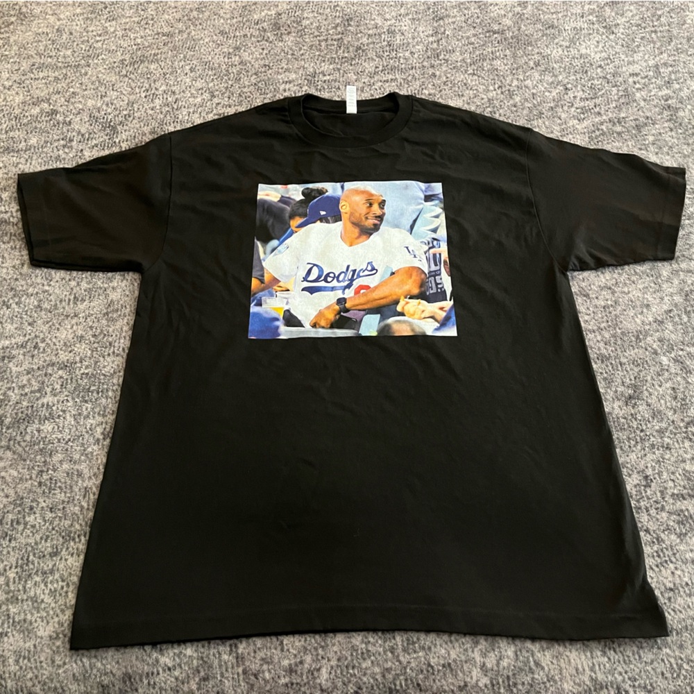 Black Men’s Kobe Bryant Dodgers T-Shirt Size XL
